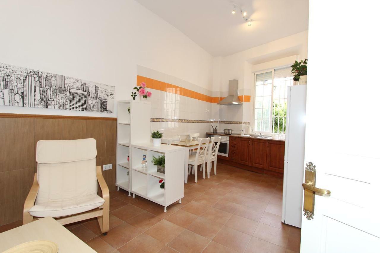 Apartamento Ollerias Málaga Kültér fotó