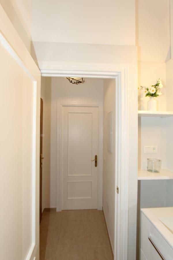 Apartamento Ollerias Málaga Kültér fotó